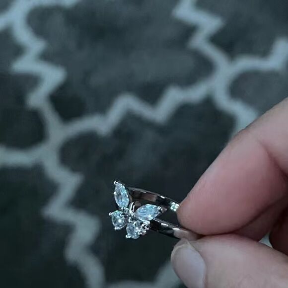 🦋💍Sterling Silver 1.2TCW Marquis and Brilliant Cut Butterfly CZ Diamond Ring - Picture 10 of 13